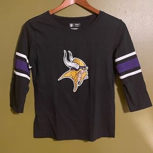 Minnesota Vikings Retro Look 3/4 Sleeve Graphic T-shirt